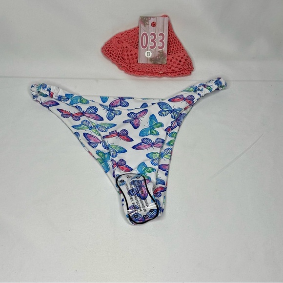 Butterfly Printed Bikini Bottom only Size Large - Picture 4 of 8